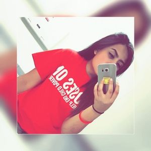 Meet your Posher, Adriana